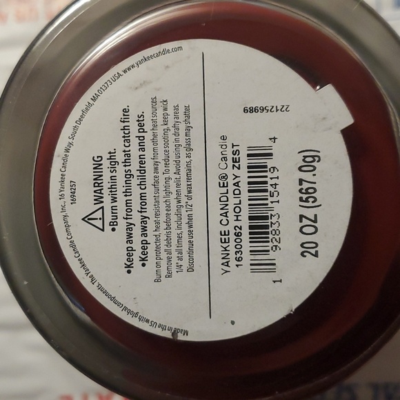 Yankee Candle Holiday Zest 20oz 2-wick Signature Large Tumbler - Picture 2 of 5